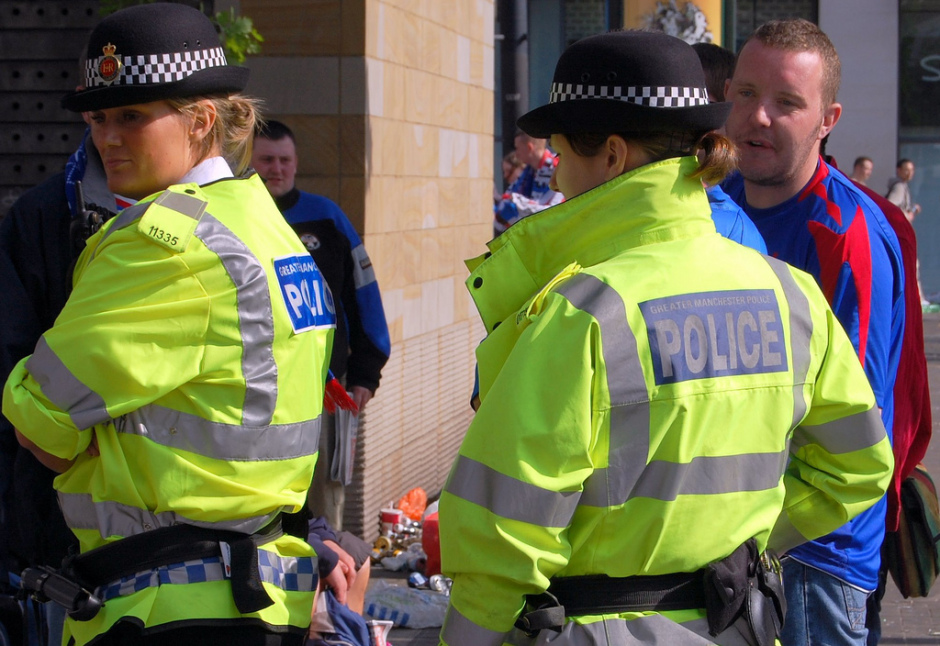 Greater_Manchester_Police_in_Piccadilly_Gardens_(Manchester,_England)